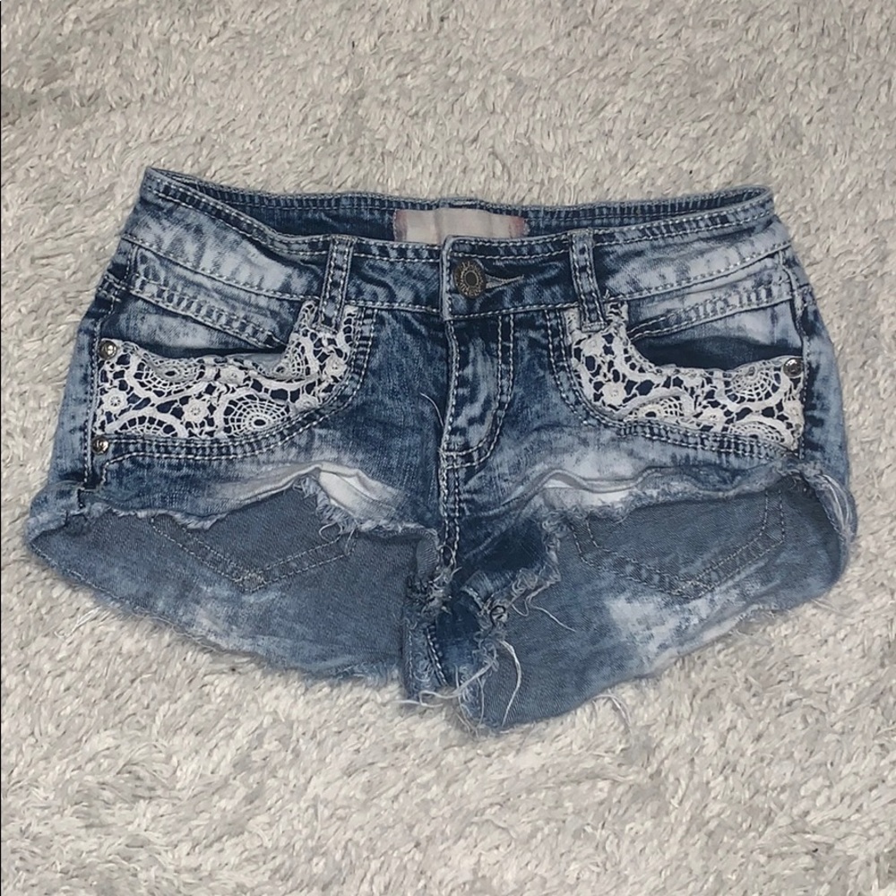 Almost Famous Premium Jean shorts